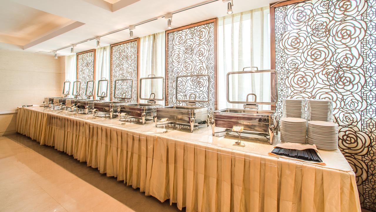 Guangzhou Jin Wan Li Business Hotel Exterior photo